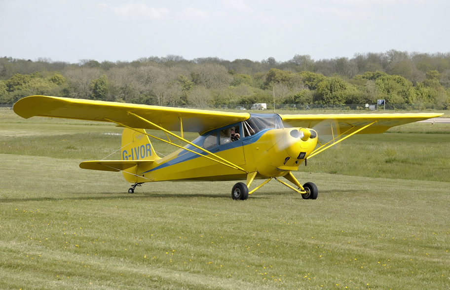 AERONCA 11CC SUPER CHIEF