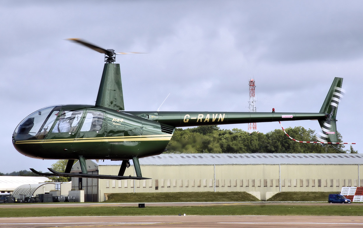 ROBINSON R44 RAVEN II