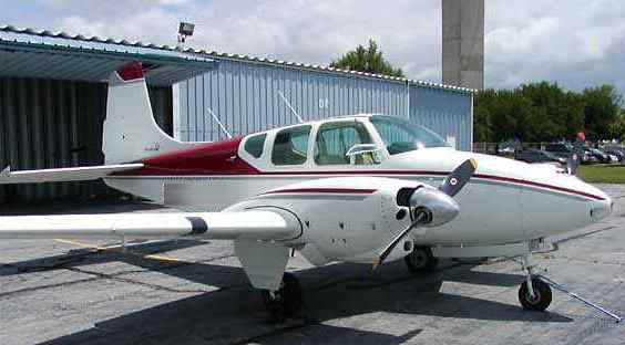 BEECHCRAFT 95 B95 TRAVEL AIR '60